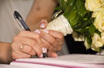 sposa firma documenti matrimonio