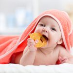 Cosa fare quando spuntano i dentini del bambino?